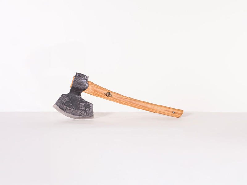 Gränsfors Broad Axe, Model 1900, Left Angled handle