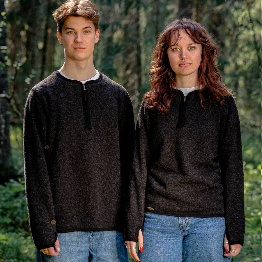 Half Zip Crewneck – Wool sweater with zipper in recycled material